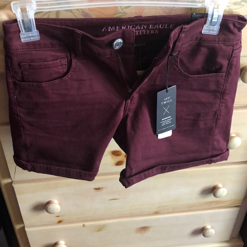 Maroon midi American Eagle shorts